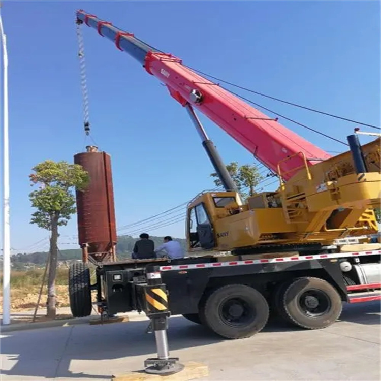 博白80吨吊车出租多少钱